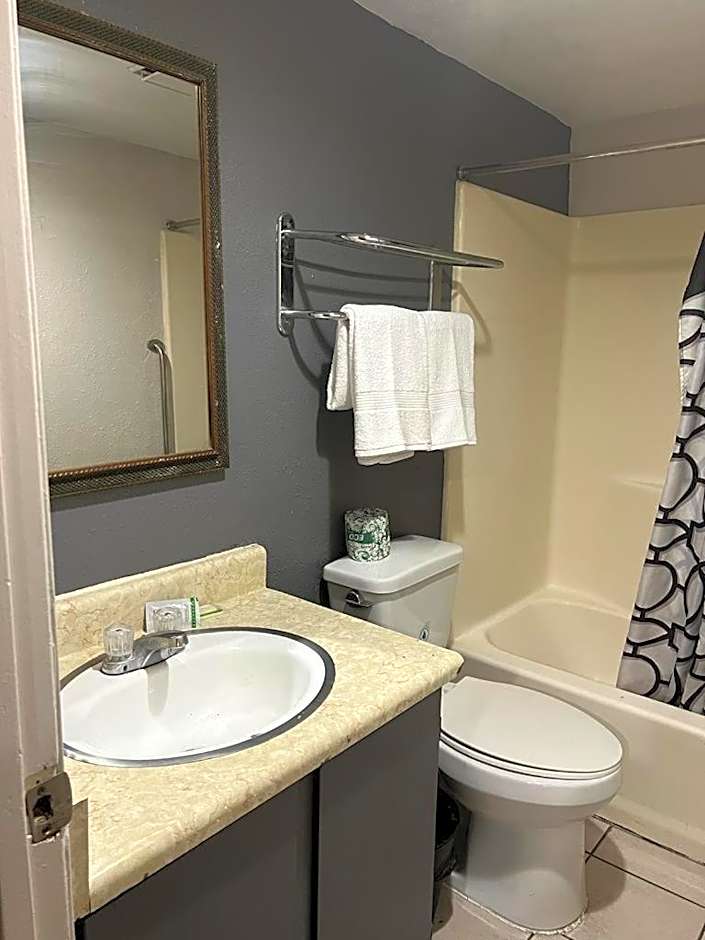 Goldstar Inn