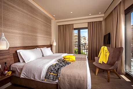 Deluxe Room with Balcony and City View
