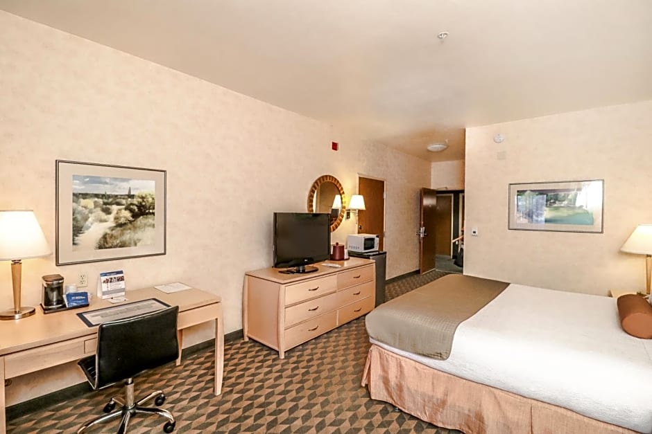 Best Western Plus North Las Vegas Inn & Suites