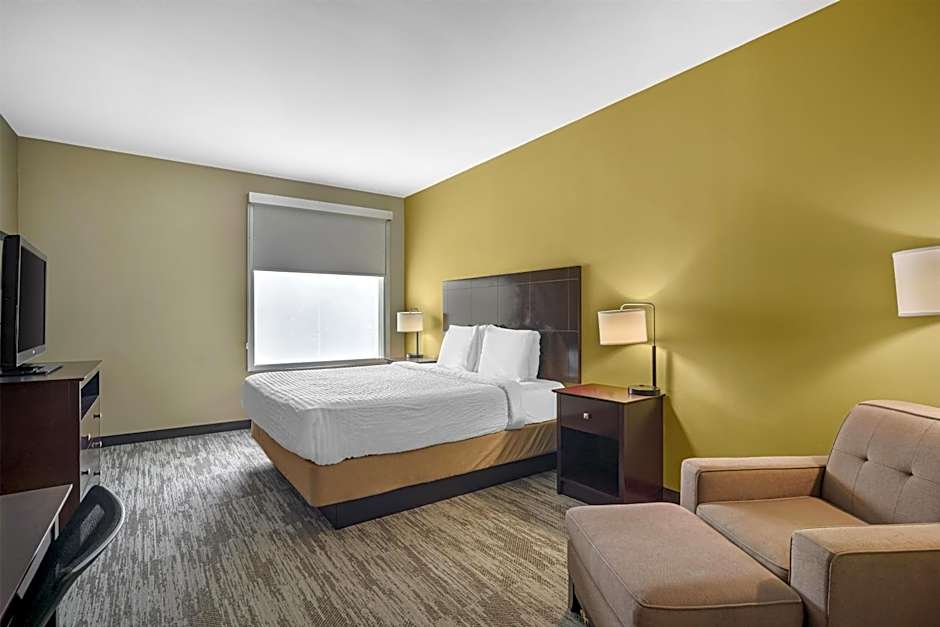 Best Western Plus Chalmette Hotel
