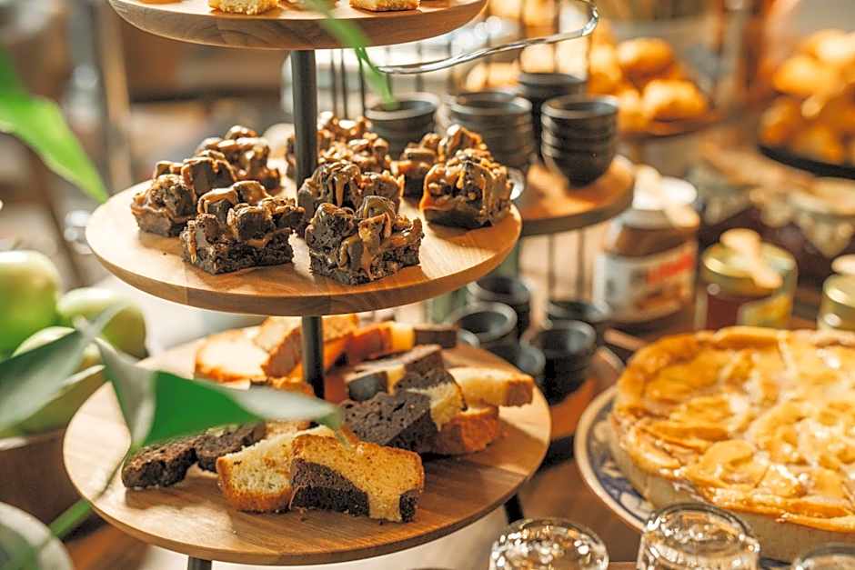 Radisson Blu Hotel at Porsche Design Tower Stuttgart