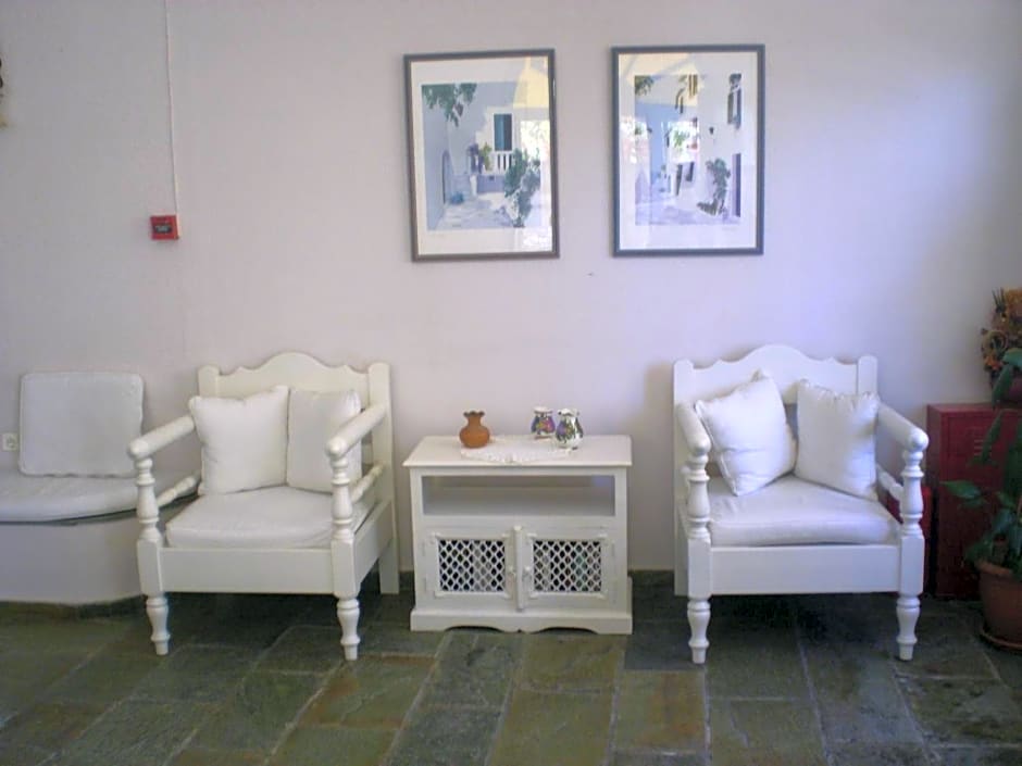 7 Brothers Hotel – Poros, 