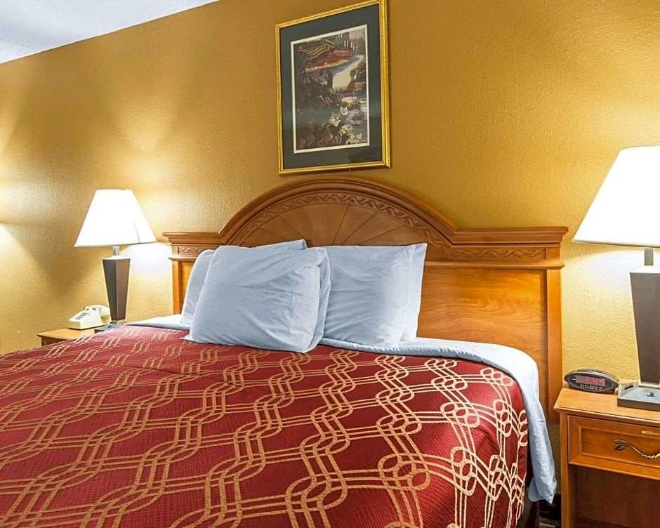 Econo Lodge Dalton West