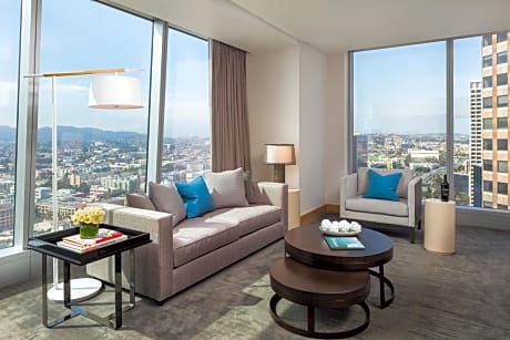 King Suite with City View