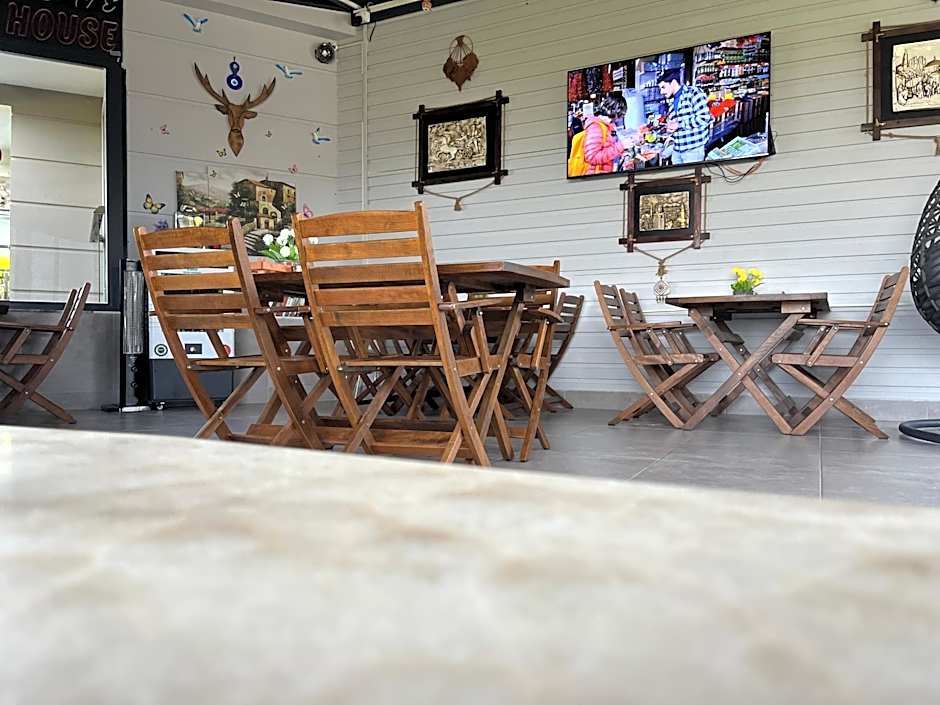 Gardenya Lara Suit Hotel
