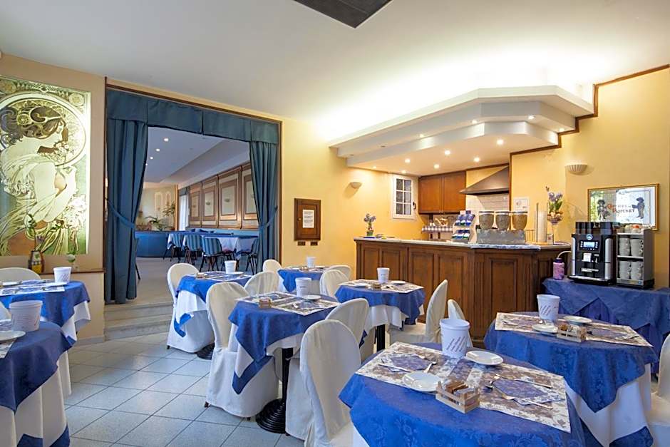 Hotel Nella