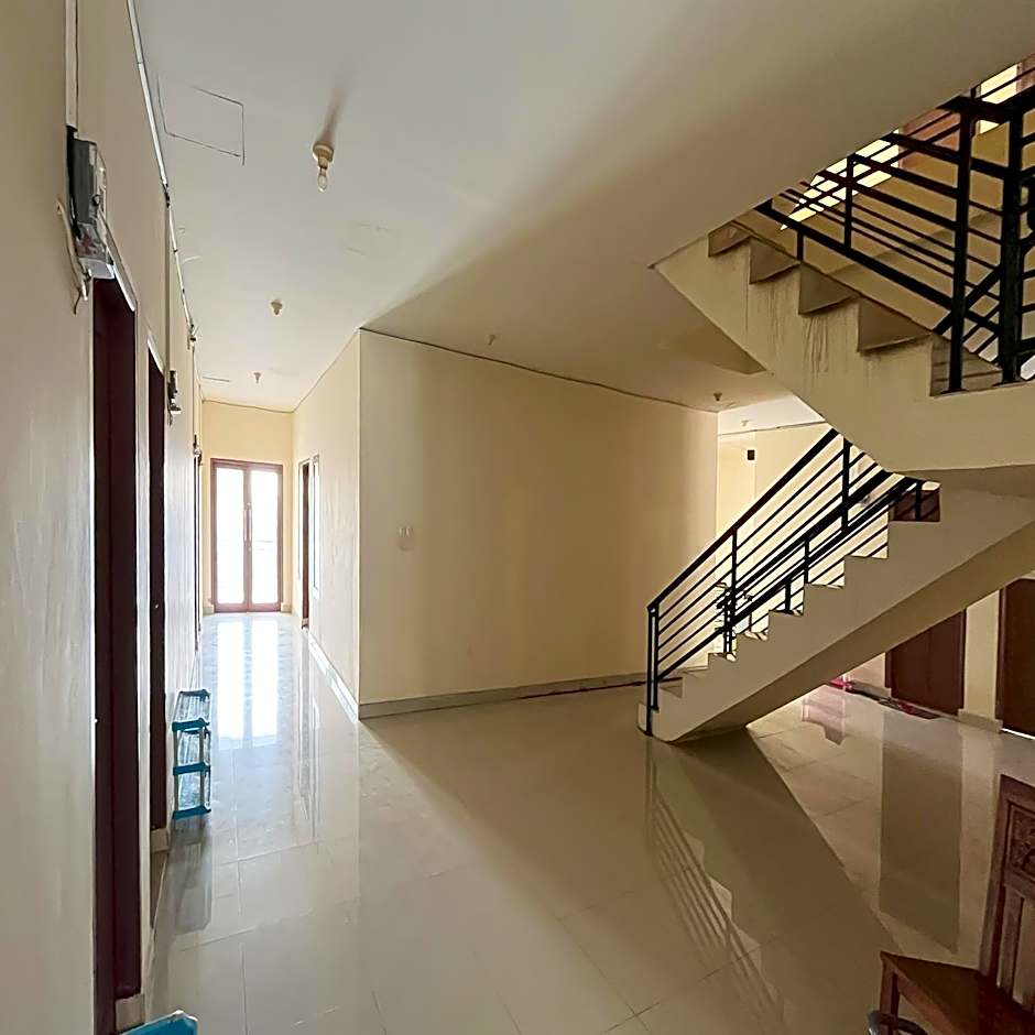 Reddoorz Syariah at Pondok Bintang Jalan Biring Romang Makassar