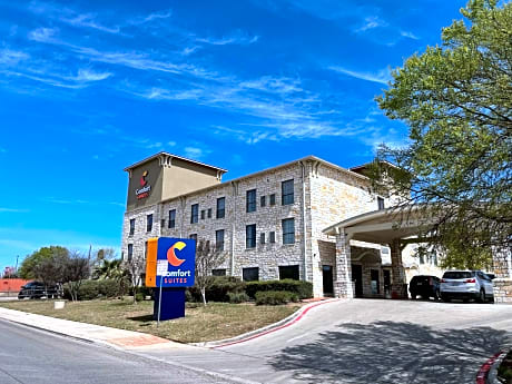 Comfort Suites Sea World/ Lackland