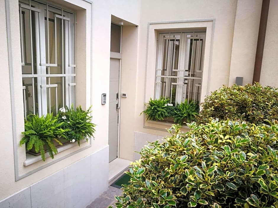 OFFICINA TESINI Guest Rooms Verona