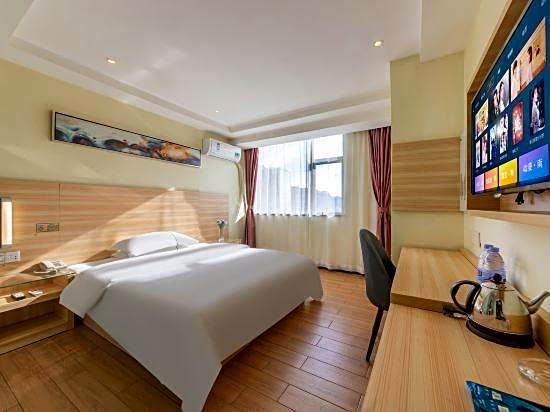 Wanfeng Hotel (Guangzhou Sanyuanli Branch)