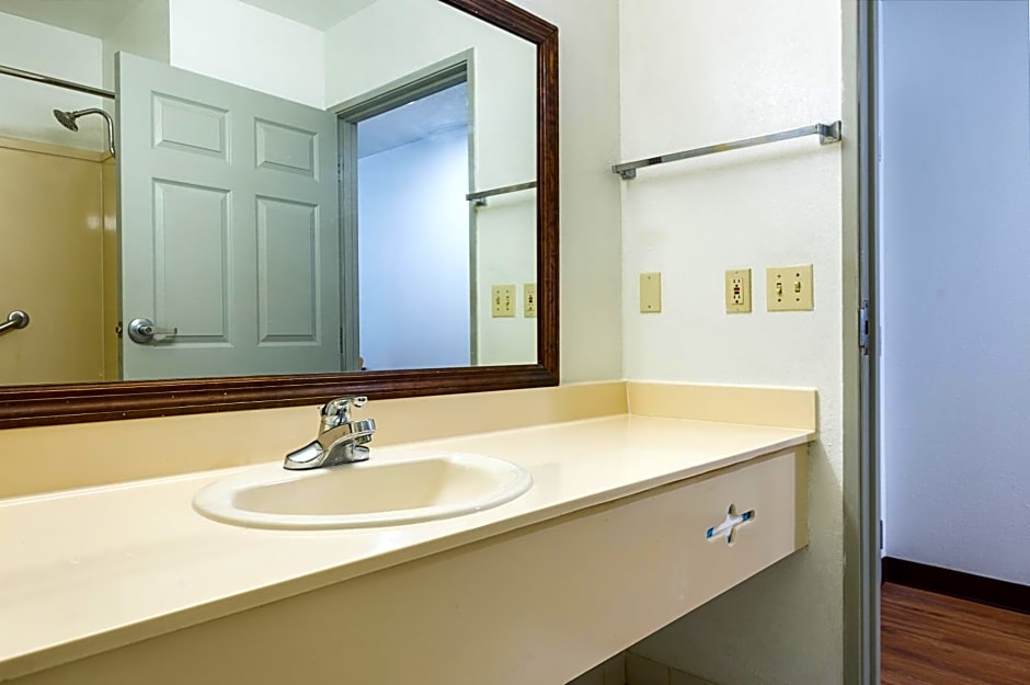 Motel 6-New Iberia, LA