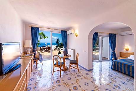 Suite with Sea View