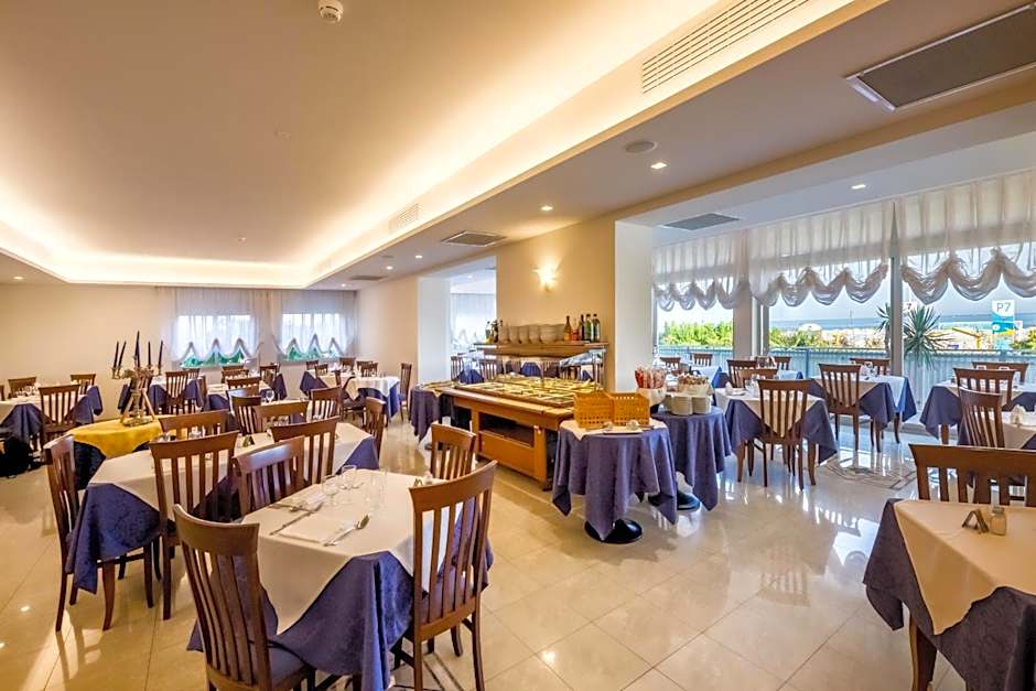 Hotel Tritone