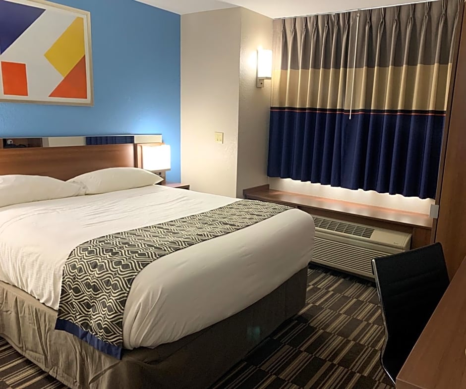 Microtel Inn & Suites By Wyndham Fond Du Lac