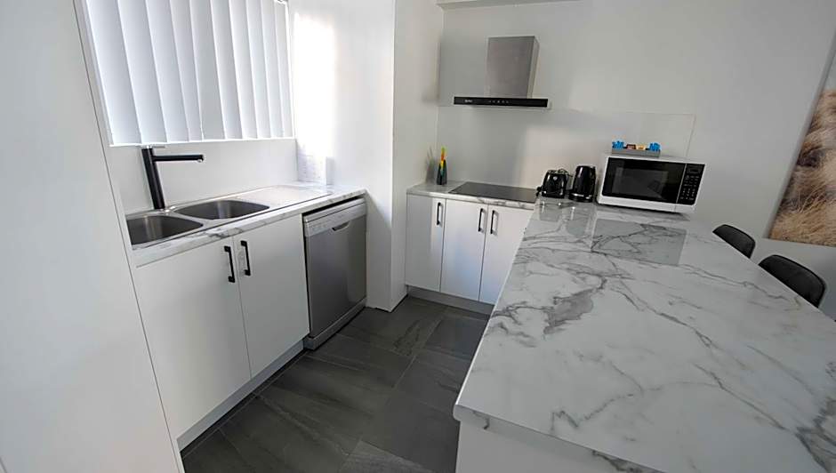 Nelson Bay Breeze Holiday Apartments