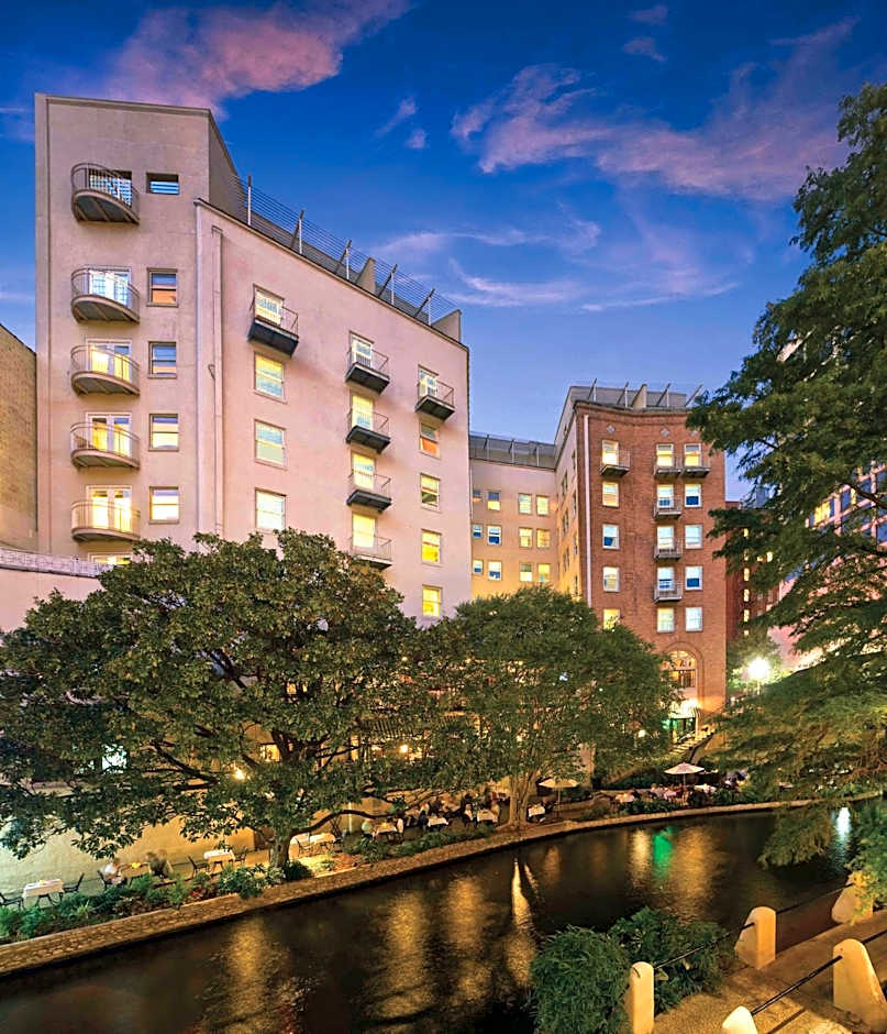 Photo 1 of 31 of Club Wyndham Riverside Suites