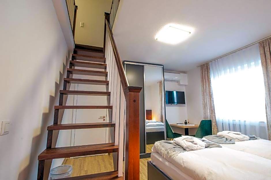 Hotel Dona