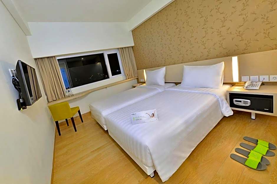 Whiz Prime Hotel Sudirman Cilacap