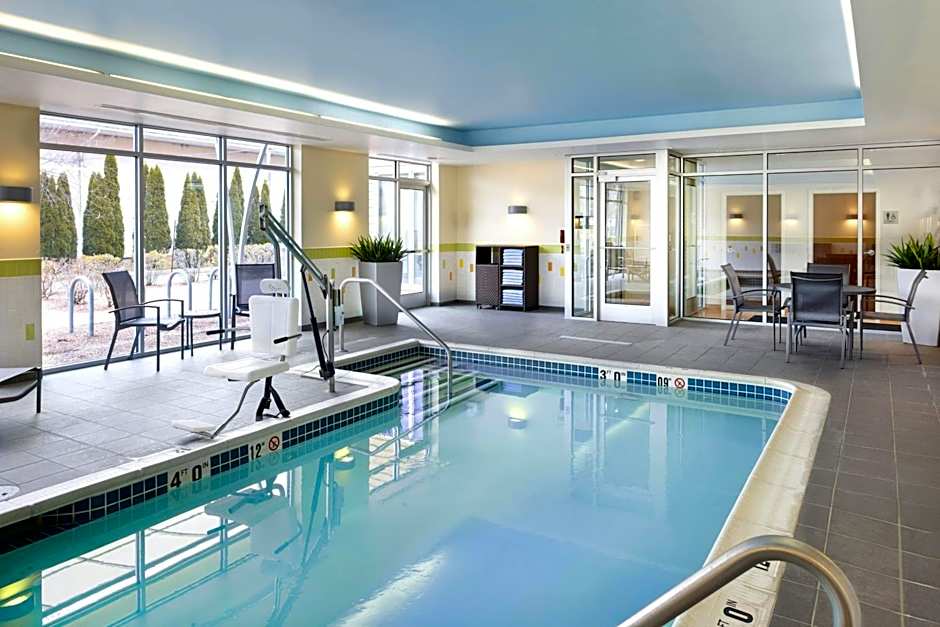 Fairfield Inn & Suites by Marriott Springfield Northampton/Amherst