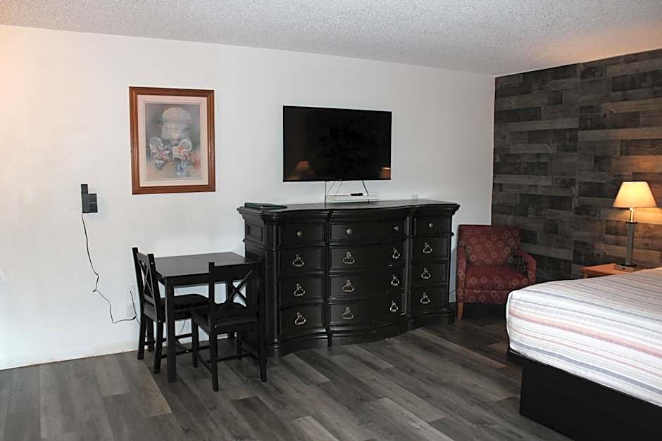 Cedarwood Inn of Ashland