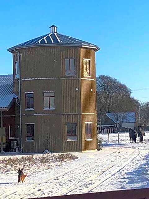 Flyingehus Gårdshotell