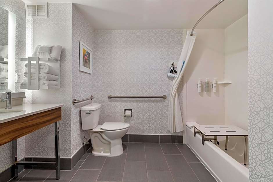 Hampton Inn Dublin