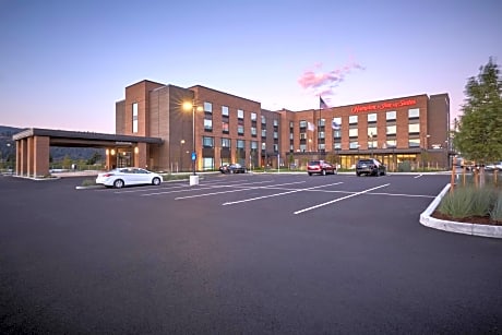 Hampton Inn & Suites Hood River
