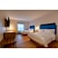 Hampton Inn & Suites Boston/Stoughton