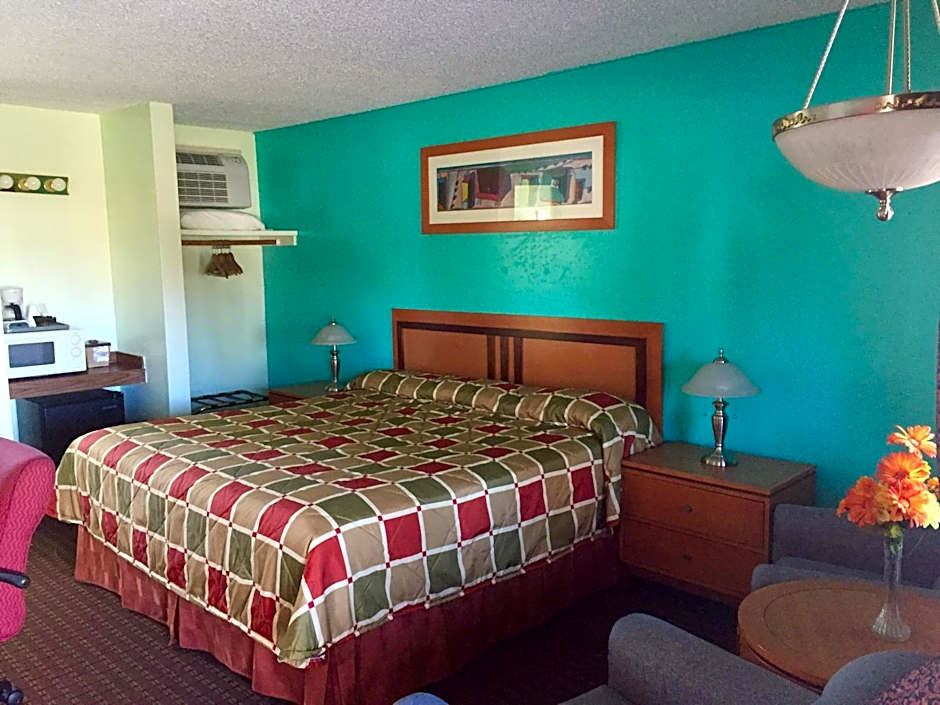 Klamath Motor Lodge