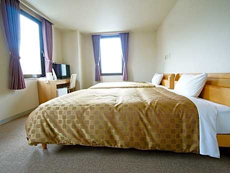 Twin Room Non-Smoking
