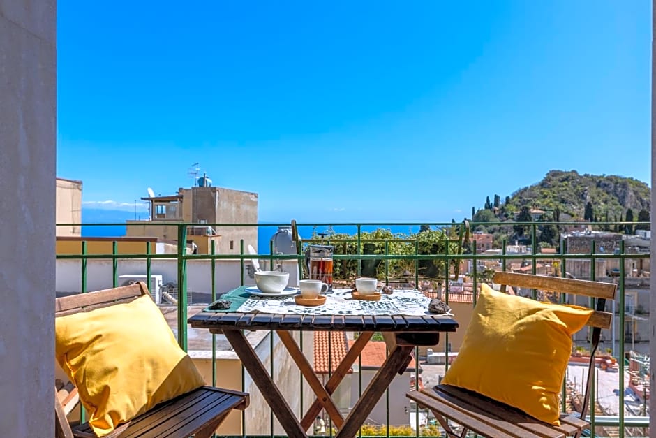 Tauromenion Guest House