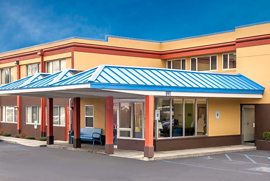 Days Inn by Wyndham Albany SUNY