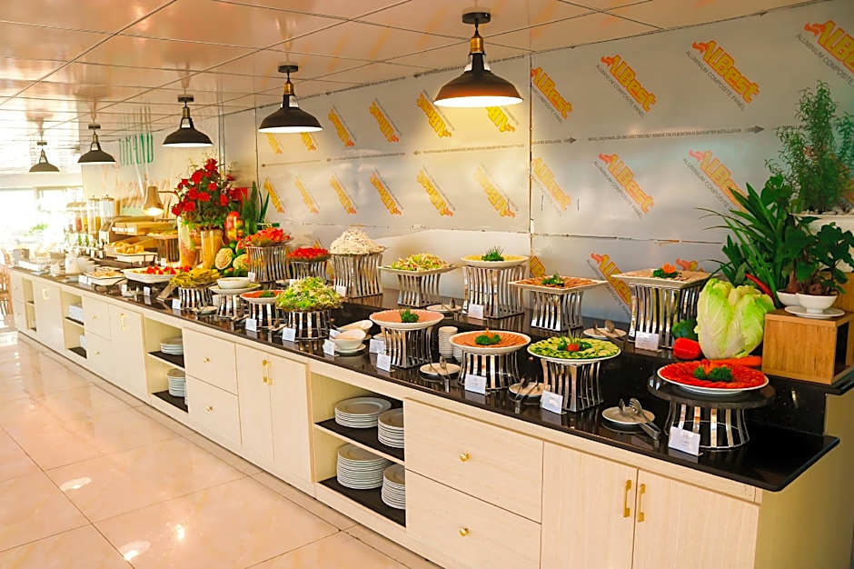 Twilight Beach Hotel