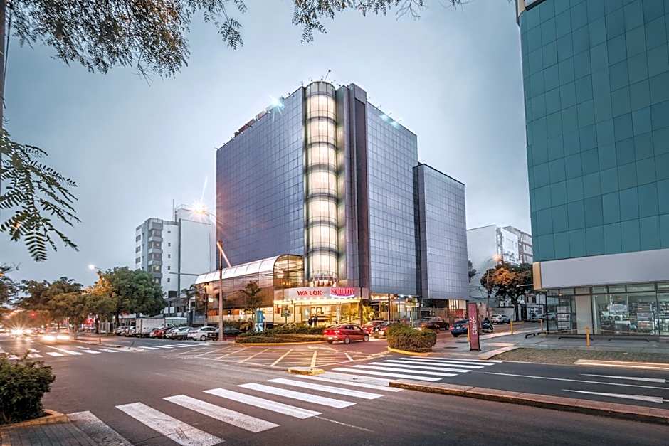 Nobility Grand Hotel