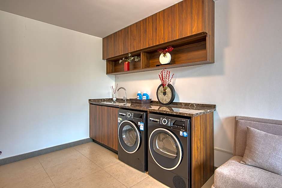 Rezen Retreat Jiuhuashan Scenic Area