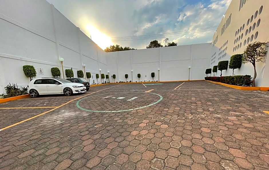 HOTEL MARQUES DEL PENON