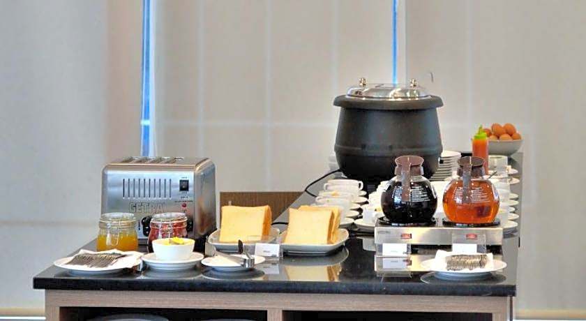 Whiz Hotel Sudirman Pekanbaru