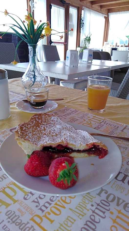 B&B Palazzo Manfredi Vieste, Fronte mare con Parcheggio