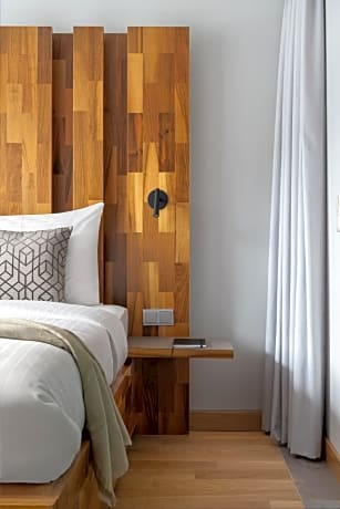 Junior Suite with Village View