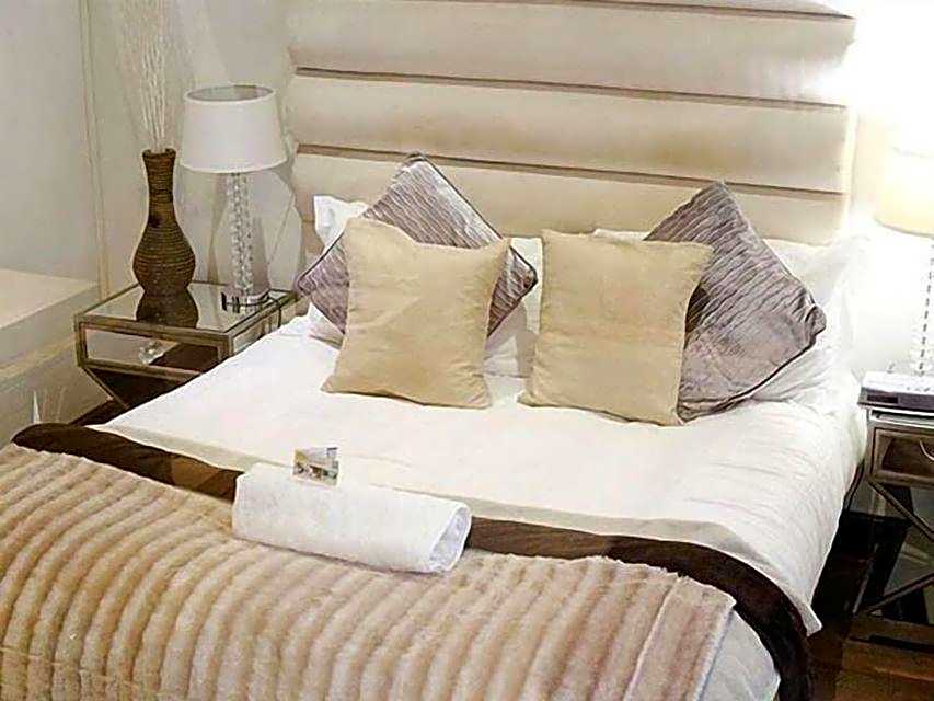 Moonriver Guest House