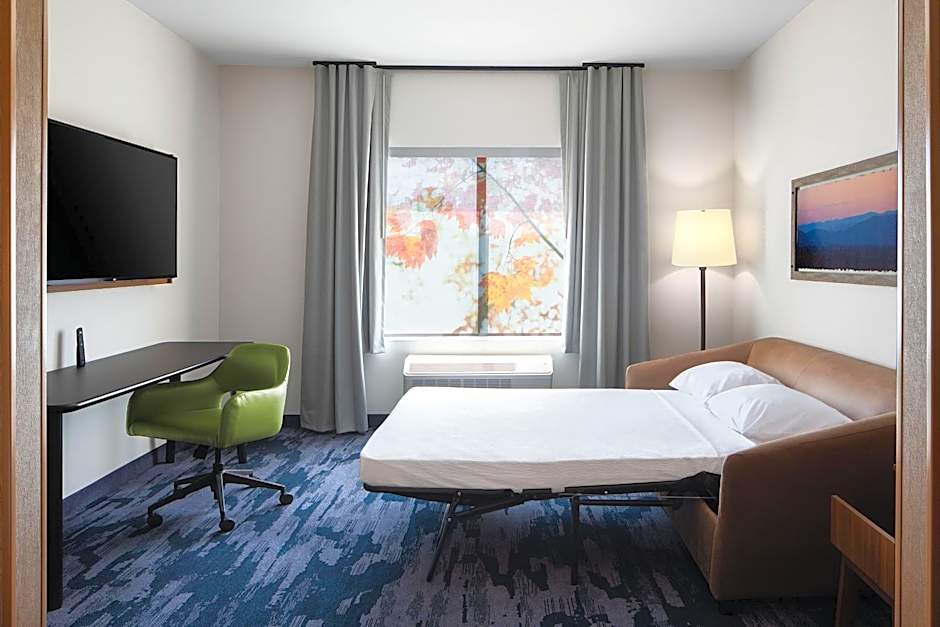 Fairfield by Marriott Inn & Suites Whitsett Greensboro East