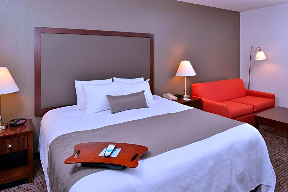 Photo 1 of 1 of 1 Bedroom 1 King Bed Suite, Whirlpool