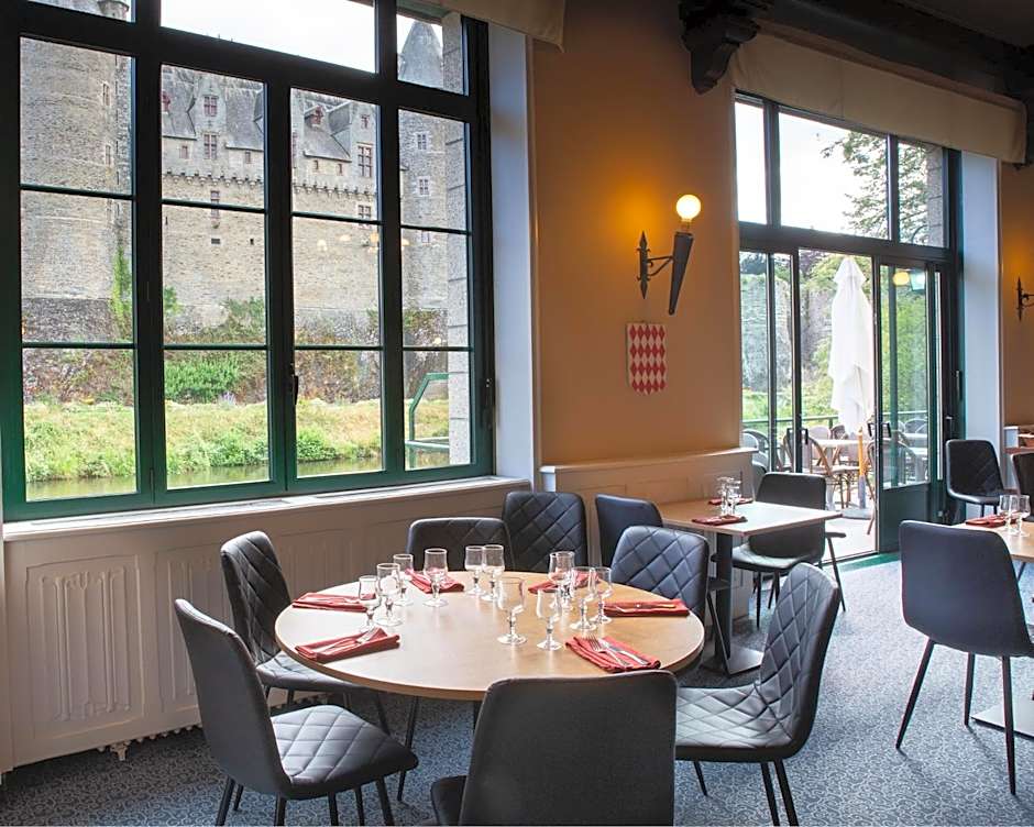 Hôtel Restaurant Du Château