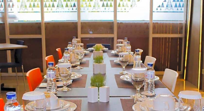 Front One Budget Waena Abepura