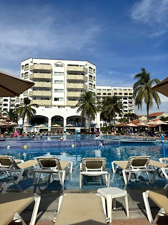 ENNA INN IXTAPA HABITACIóN VISTA AL MAR