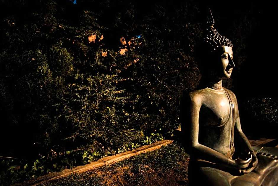 Chillout Hotel Tres Mares