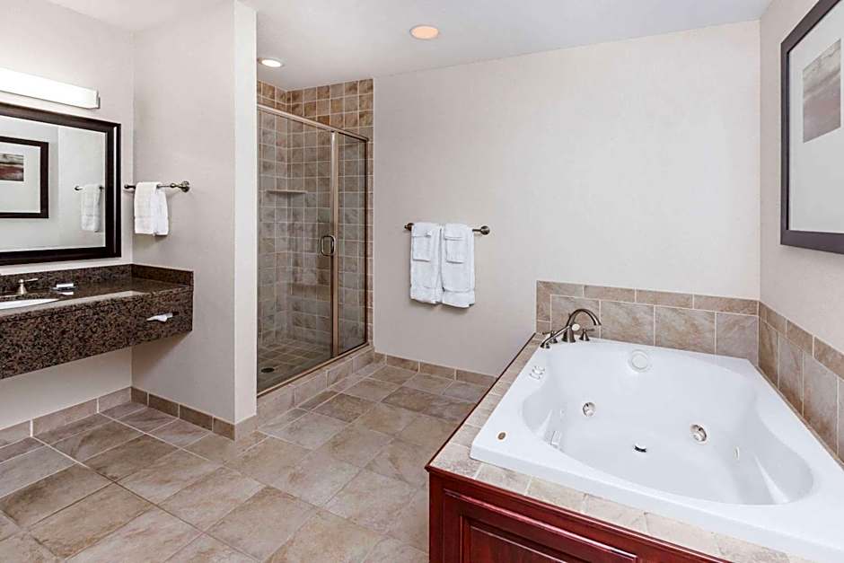 Wingate by Wyndham Sylvania/Toledo