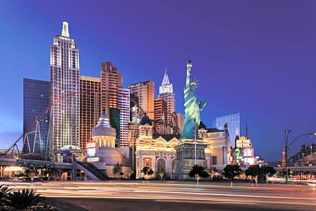 New York New York Hotel And Casino Las Vegas Las Vegas Hotels Nv At Getaroom