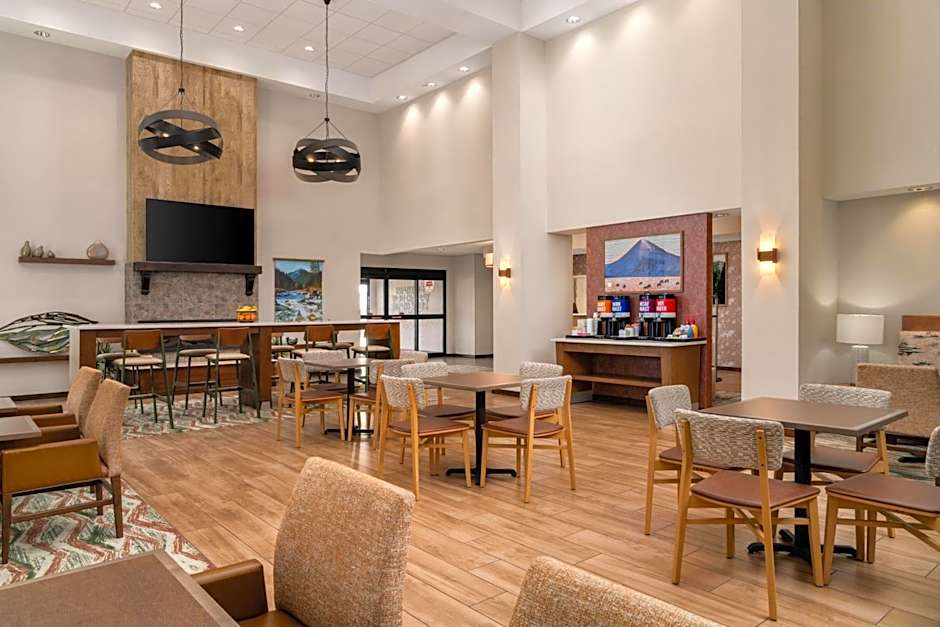 Hampton Inn - Suites by Hilton-Whitefish MT
