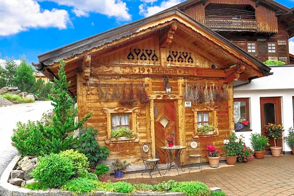 Hotel Edelweiẞ garni - b&b